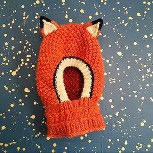 Hand knit Fox hat!! 🦊